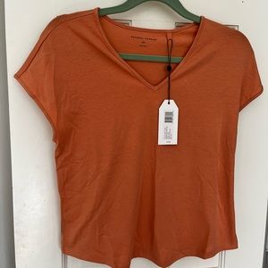 NWT Universal Standard Petite V Rex cap sleeve tee